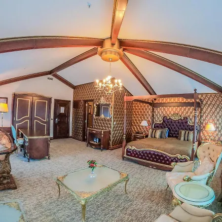 Отель Blueline 4*