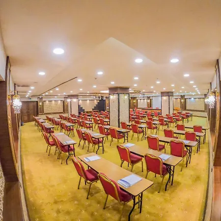 Blueline Hotel 4*