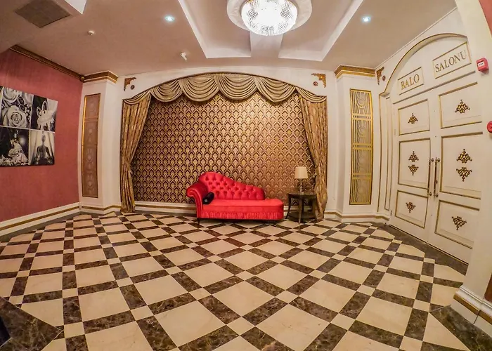 Отель Blueline 4*